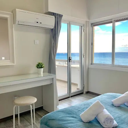 Διαμέρισμα Zenobia Beach No.601 *